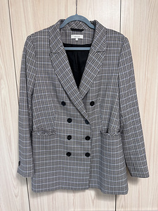 Пиджак Apriori 40 р. (1 фото из 3)