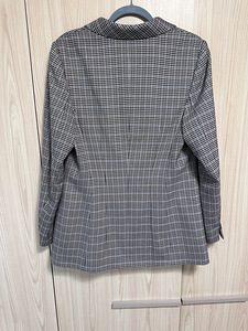 Пиджак Apriori 40 р. (2 фото из 3)