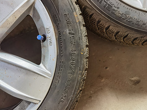 Kummikettad Volkswageni autole (2 foto / 6)