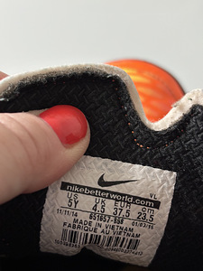 NIKE SHOES 37.5 (dpd free) (2 фото из 5)
