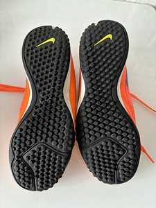 NIKE SHOES 37.5 (dpd free) (3 фото из 5)