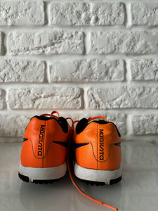 NIKE SHOES 37.5 (dpd free) (4 фото из 5)