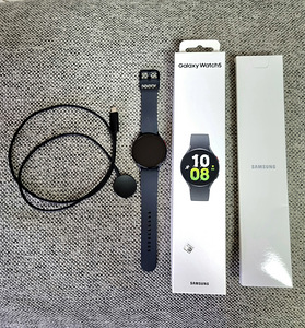 Samsung Galaxy Watch5, 44 мм, LTE (2 фото из 8)