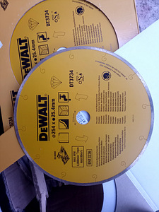Dewalt (1 foto / 5)