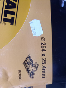 Dewalt (5 foto / 5)