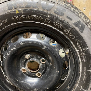 Üks rehv koos kettaga MICHELIN MXV 3A 205/60 R15
