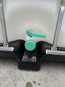 IBC KONTEINER 1000L PESTUD/PESEMATA (3 foto / 7)