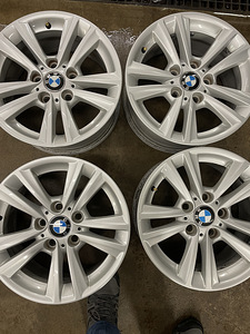 Оригинальные колеса R16 (2 фото из 4)