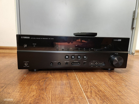 Yamaha RX-V375 5.1,USB, 4K,