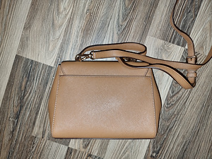 Мини-сумка dKNY (3 фото из 6)