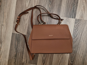 Мини-сумка dKNY (4 фото из 6)