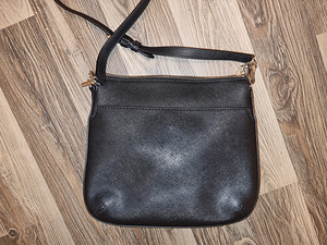 Сумка через плечо DKNY (3 фото из 6)