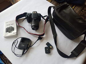 Canon EOS 700D peegelkaamera (1 foto / 7)