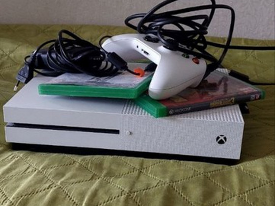 Müüa Xbox one s