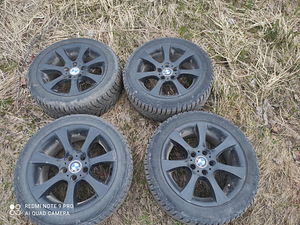BMW (3 фото из 3)