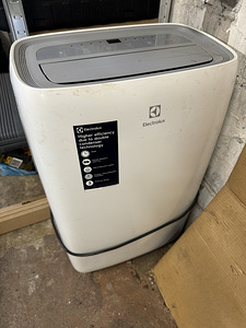 Электролюкс EACM-09 CL/N6 (1 фото из 2)