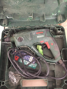 Перфоратор Bosch PBH 2100 RE (2 фото из 2)