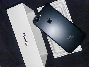 iPhone 7+ 128 gb (Черный/black) (1 фото из 2)