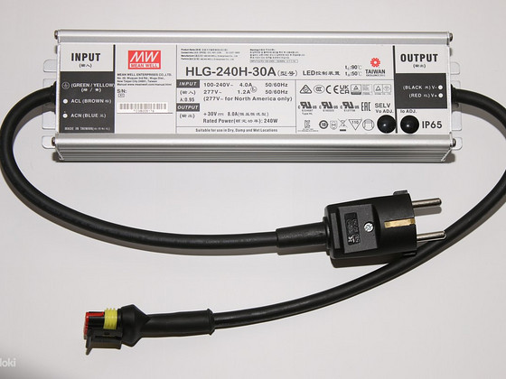 Husqvarna Automower 440 450X robotniiduki laadimisadapter