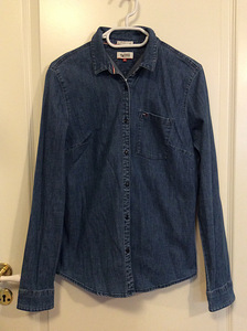 Tommy Hilfiger teksasärk s.M (10 foto / 10)