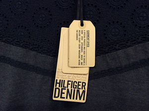Новая блузка Tommy Hilfiger s.S-M. (2 фото из 9)