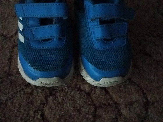 Детские кроссовки Adidas 20 размера на продажу