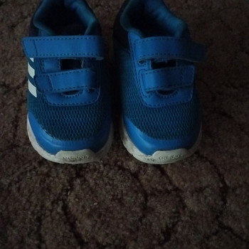 Müüa laste Adidase tossud suurus 20