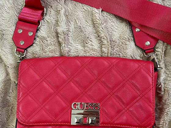 Guess оригинальная сумка
