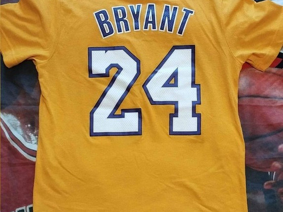 Kobe Bryant Lakersi NBA korvpalli T-särk