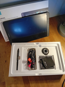 Huion kamvas 13 (2 фото из 2)