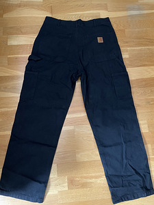 Carhartt черные брюки (1 фото из 4)