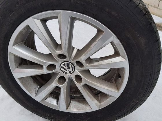 Продам 4 колеса для Volkswagen , 18" с новой резиной
