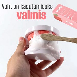 Детская зубная паста в виде пены с клубничным вкусом Oralti (3 фото из 10)