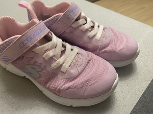 Skechers 34 (2 фото из 2)