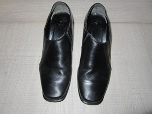 Naiste kingad nahast, s.36 (2 foto / 4)