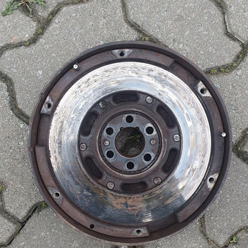 Hõlmaratas alates audi a4 b5 1.9 tdi 81 kw manuaalist