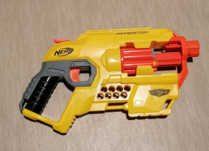 Mängurelv Hasbro Nerf 41.9 cm (1 foto / 2)