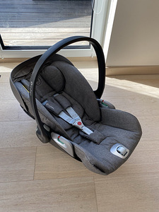 Cybex Cloud Z2 i-Size turvahäll + isofix+suvekate (2 foto / 5)