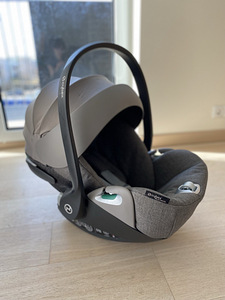 Cybex Cloud Z2 i-Size turvahäll + isofix+suvekate (3 foto / 5)