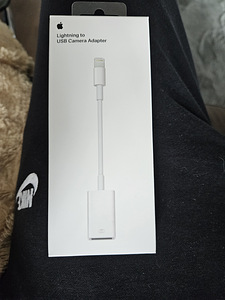 Lighting to usb Camera Adapter (1 foto / 2)