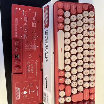 Механическая беспроводная клавиатура Logitech pop keys