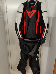 Dainese meeste nahktagi ja nahkpüksid (1 foto / 3)