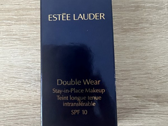 Estée Lauder тон