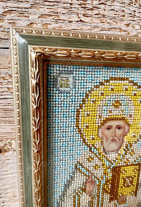 Helmestega tikitud ikoon “St Nicholas the Wonderworker” (2 foto / 2)