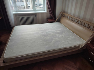 Voodi 200x220 (2 foto / 2)