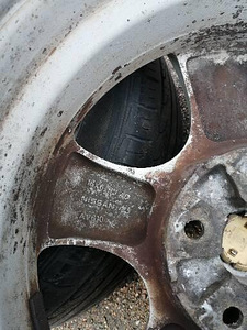 16"5x114,3 NISSAN, RENAULT TRAFFIC, OPEL VIVARO (3 foto / 4)