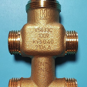 Honeywell V5833c1009 3-tee ventiil + BYP 15mm