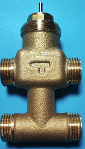 Honeywell V5833c1009 3-tee ventiil + BYP 15mm (2 foto / 3)