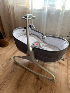 Tiny Love Rocker Napper 3in1 lamamistool-voodi. (1 foto / 3)