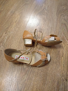 Galex tantsukingad nr.11, stp.22cm (2 foto / 7)